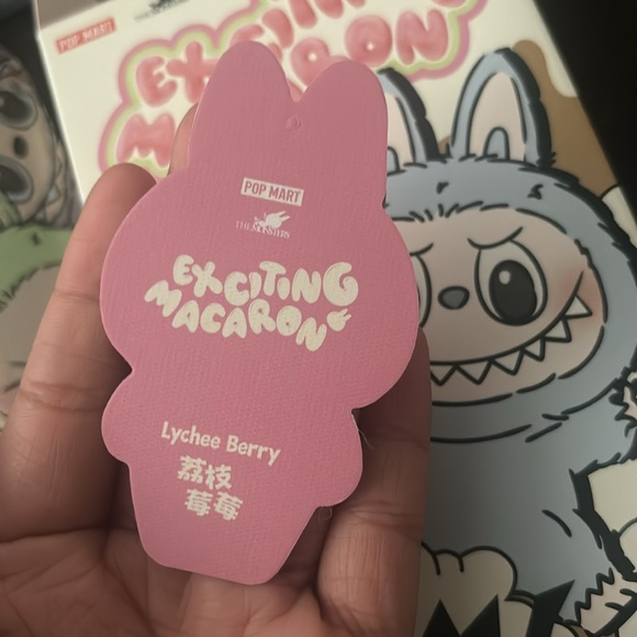 Labubu macaron - Picture 2 of 2